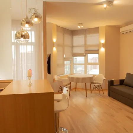 Comfortable French Quarter акумулятори світло інтернет завжди *